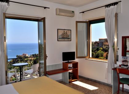 Hotel Condor