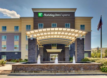 홀리데이 인 익스프레스 & 스위트 치크터와거 노스 이스트