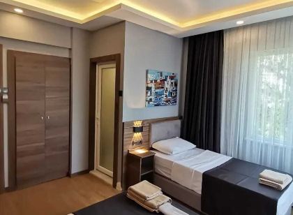 Nicer Hotel