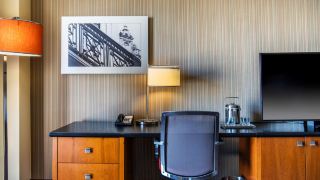 hyatt-regency-chicago