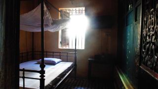 l-amant-homestay-marguerite-duras