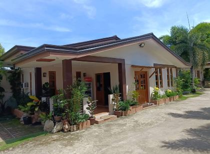 Baywalk Garden Pension House