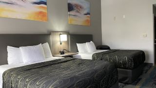la-quinta-inn-and-suites-by-wyndham-tampa-central