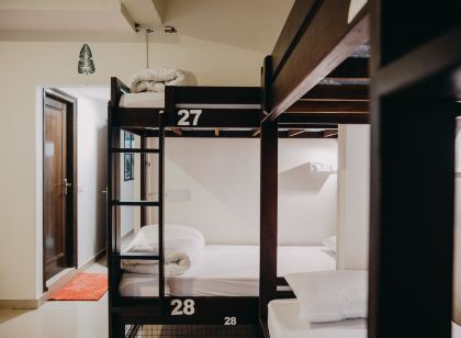 Horn Ok Please Hostel Jaipur