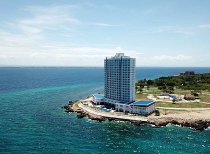 Arterra Hotel and Resort