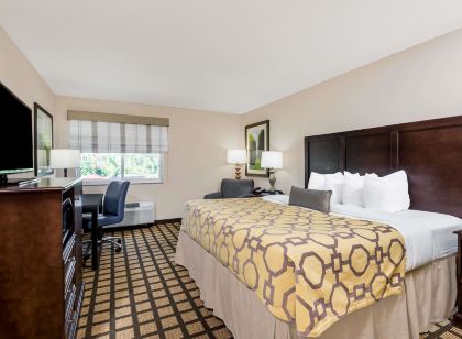 Baymont by Wyndham Erie
