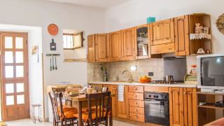 la-travernetta-the-authentic-tusa