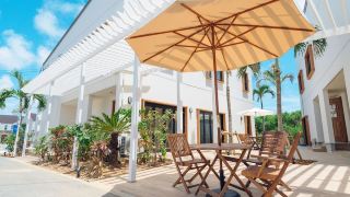 hotel-california-miyakojima-resort