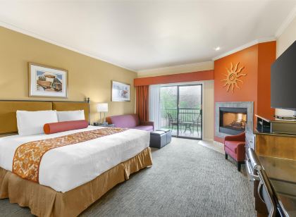 Best Western Plus Arroyo Roble Hotel Creekside Villas