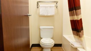 baymont-inn-and-suites-by-wyndham-lincoln-ne