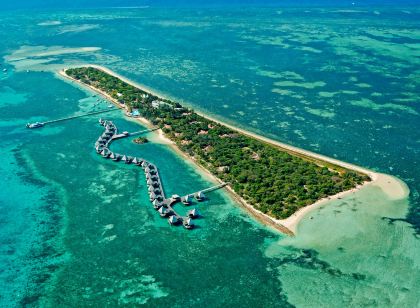 DoubleTree by Hilton Noumea Ilot Maitre Resort