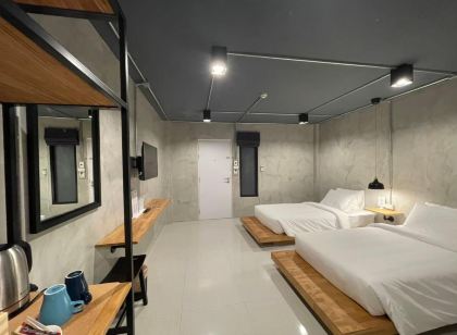 Loft Space Hotel