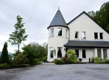 Loch Ness Lodge