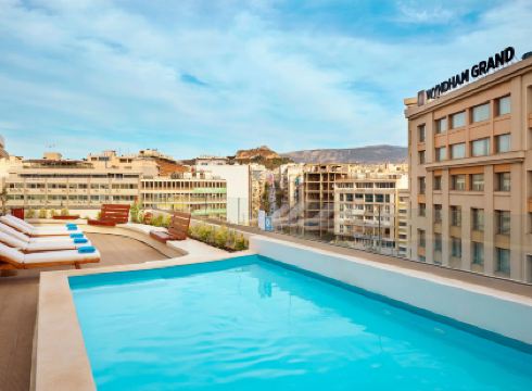 Zeus Essence Wyndham Athens Residence