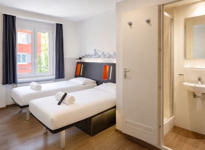 EasyHotel Zürich Limmatplatz