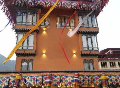 Ludrong Hotel