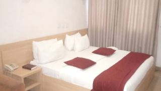 ozom-hotel