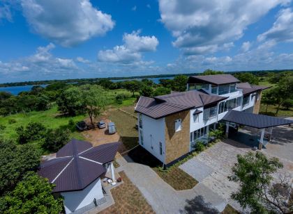 斯巴塞別墅飯店