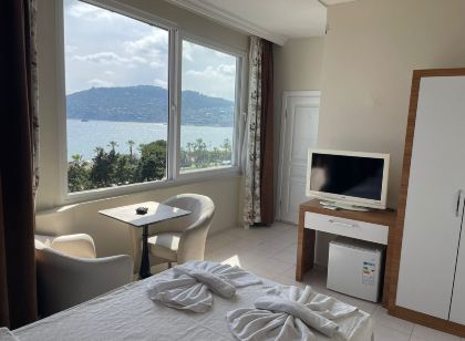 Rosella Hotel