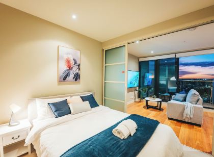 モリーズ・リトル・アパートメンツ