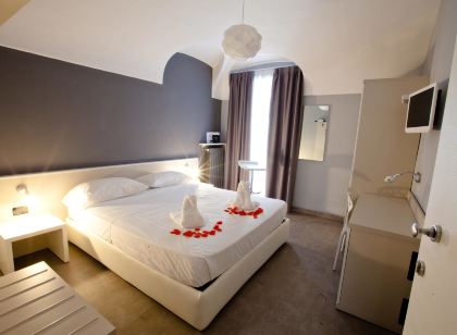 Adalesia Hotel & Coffee