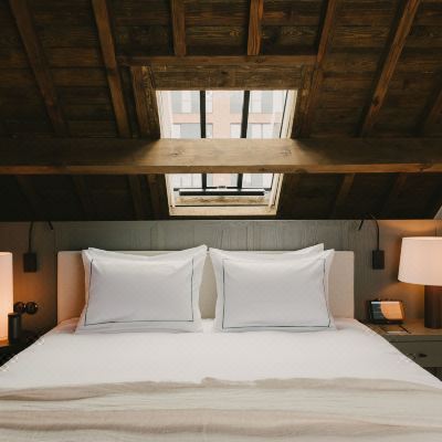 Deluxe Room Deluxe Room August Promo Code