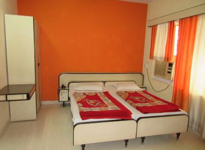 Hotel Sheela International