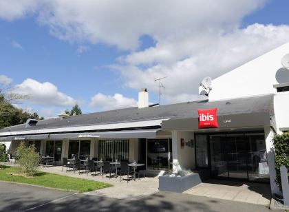 Hôtel ibis Laval le Relais d'Armor
