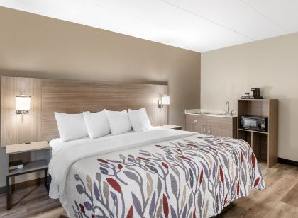 레드 루프 인 도스웰 - 킹스 도미니언