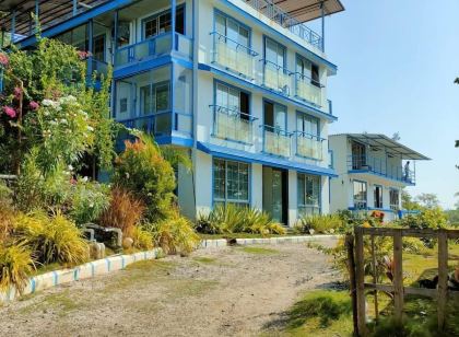 Sea Breeze Beach Resort Murud