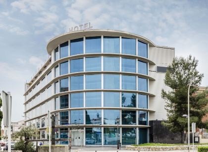 Exe Cunit Suites & Spa