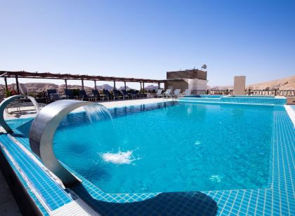 Petra Moon Luxury Hotel
