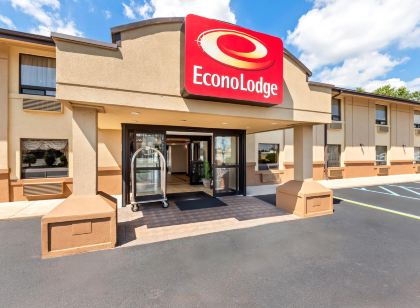 Econo Lodge Woodbridge