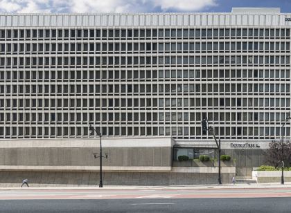 더블트리 바이 힐튼 뉴어크 펜 스테이션