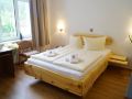 waldhotel-am-see-berlin-schmockwitz