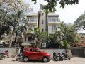 oyo-1216-hotel-new-white-house