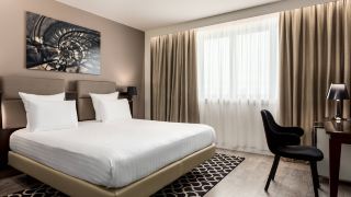 ac-hotel-paris-porte-maillot-by-marriott