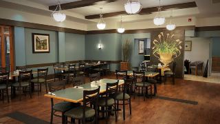 the-glenmore-inn-and-convention-centre