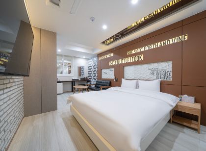 Pyeongtaek (Godeok) Hotel JC