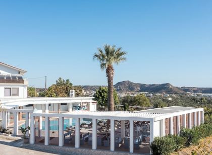 Hillside Studios & Apartments