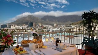 the-commodore-hotel
