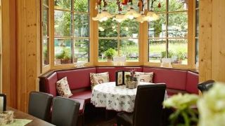 vintage-hotel-charivari-bis-november-hornerbahnen-kostenlos-fahren