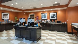 hampton-inn-and-suites-seneca-clemson-area
