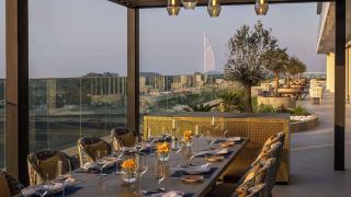 avani-plus-palm-view-dubai-hotel-and-suites