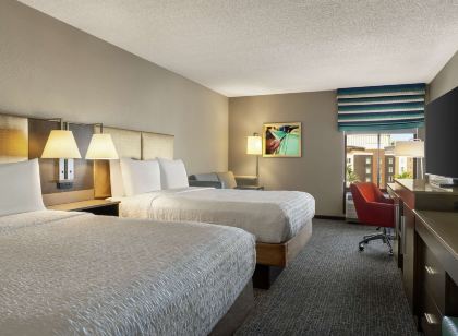 햄프턴 인 트로피카나 라스베이거스