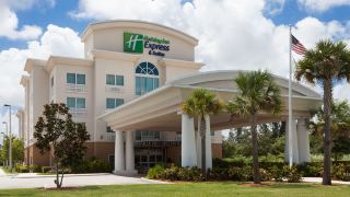 holiday-inn-express-and-suites-fort-pierce-west