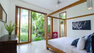 prestigious-15bedroom-villa-private-complex