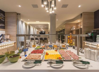 Hampton by Hilton Frankfurt Airport