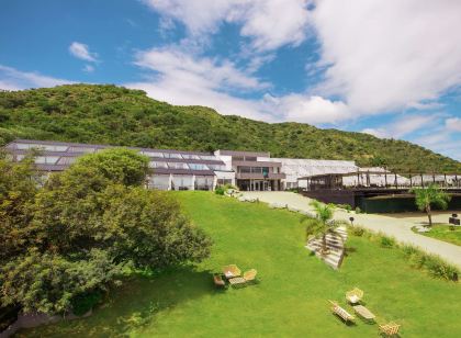 Pinares Panorama Suites, Spa & Convention Center