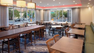 fairfield-inn-and-suites-new-york-manhattan-downtown-east